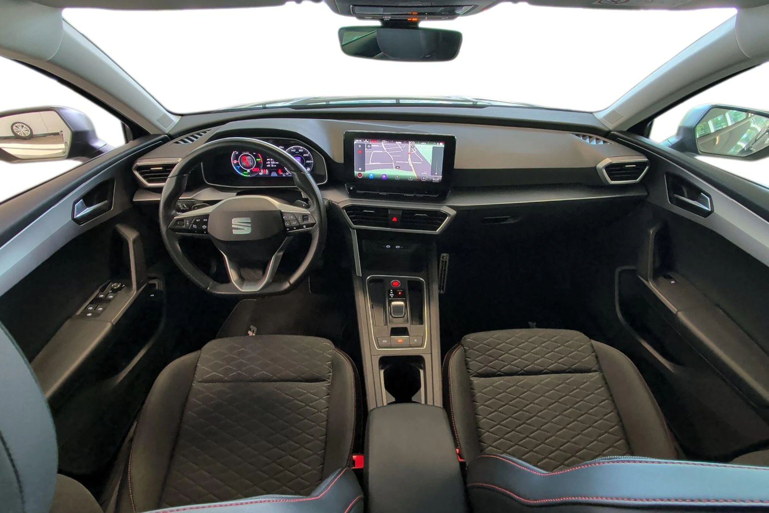 met. harmaa SEAT Leon Sportstourer 2021 kuva 7.