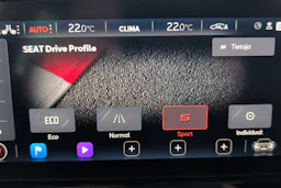met. harmaa SEAT Leon Sportstourer 2021 kuva 22.