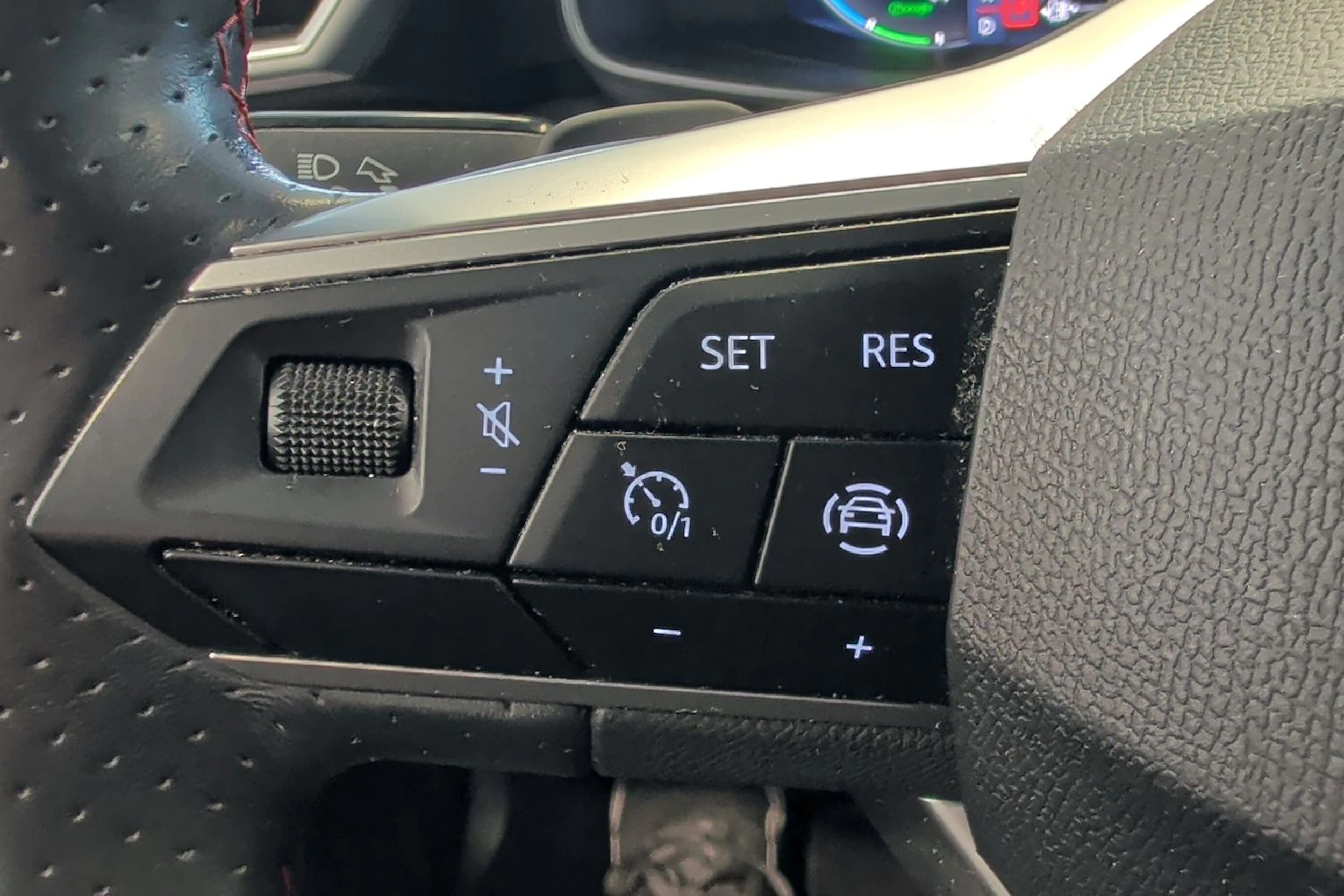 met. harmaa SEAT Leon Sportstourer 2021 kuva 27.
