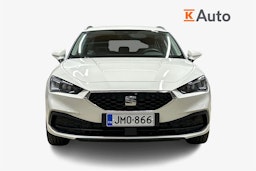 valkoinen SEAT Leon Sportstourer 2022 kuva 5.