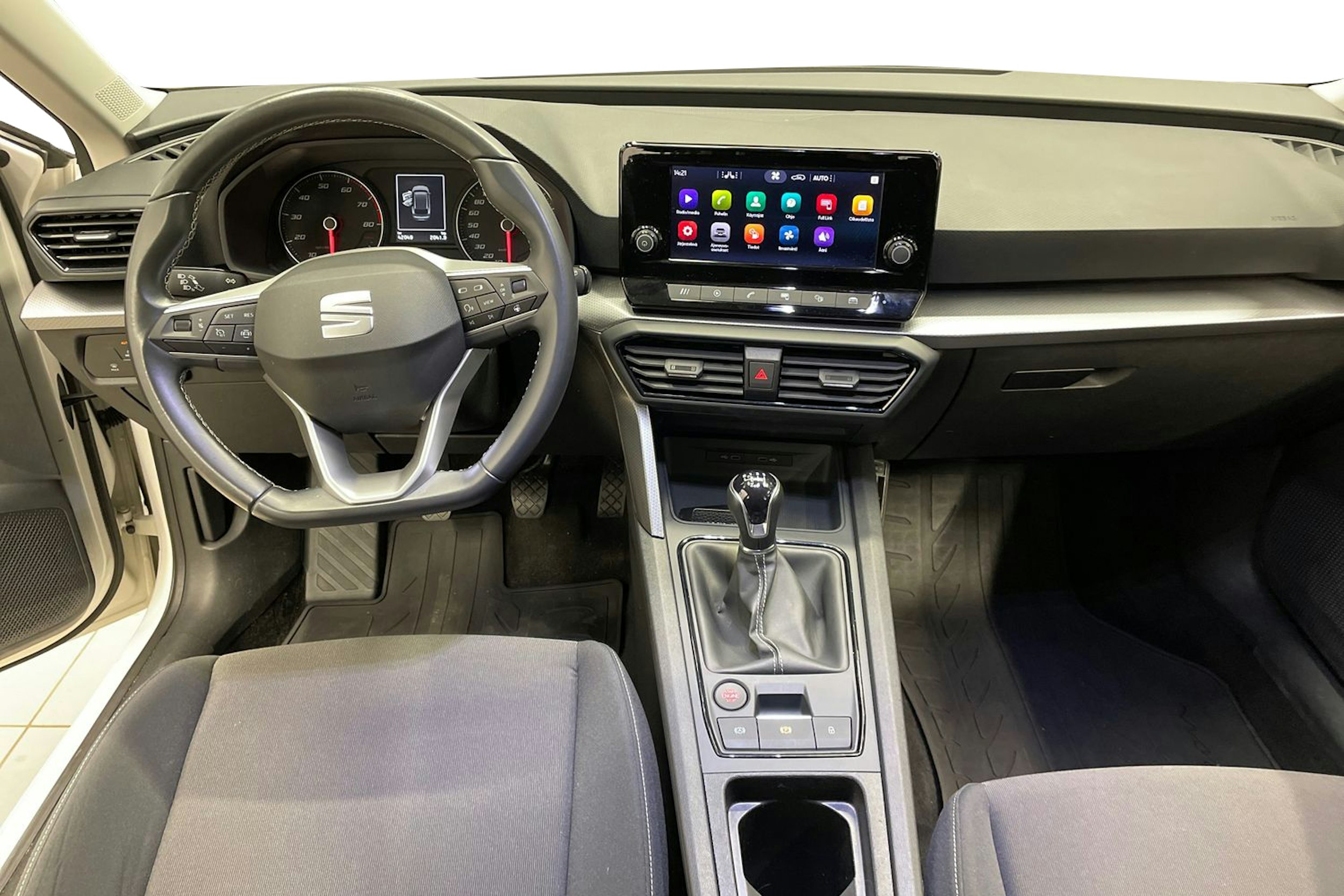 Valkoinen SEAT LEON SPORTSTOURER 2022 kuva 9.