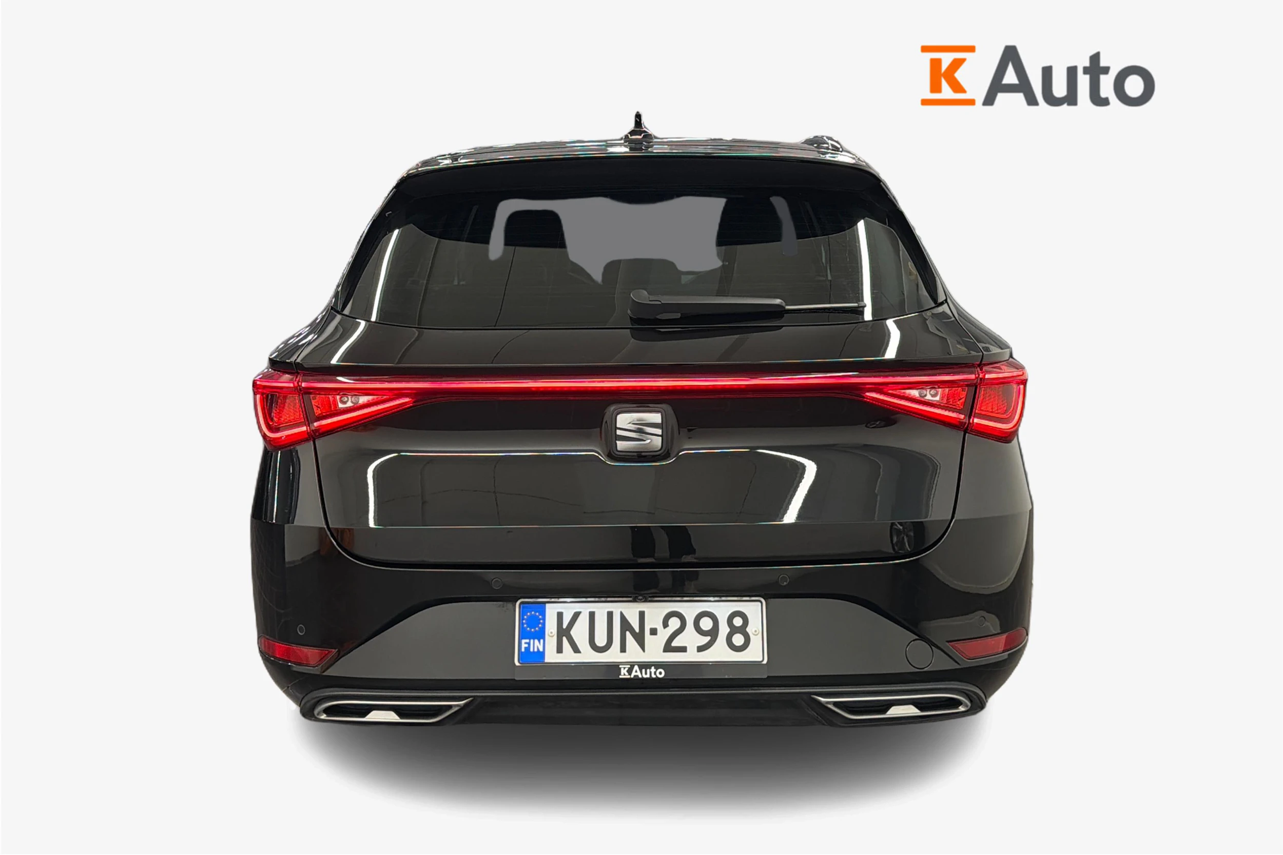 musta SEAT Leon Sportstourer 2022 kuva 3.