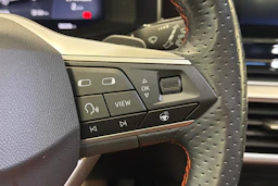 musta SEAT Leon Sportstourer 2022 kuva 19.