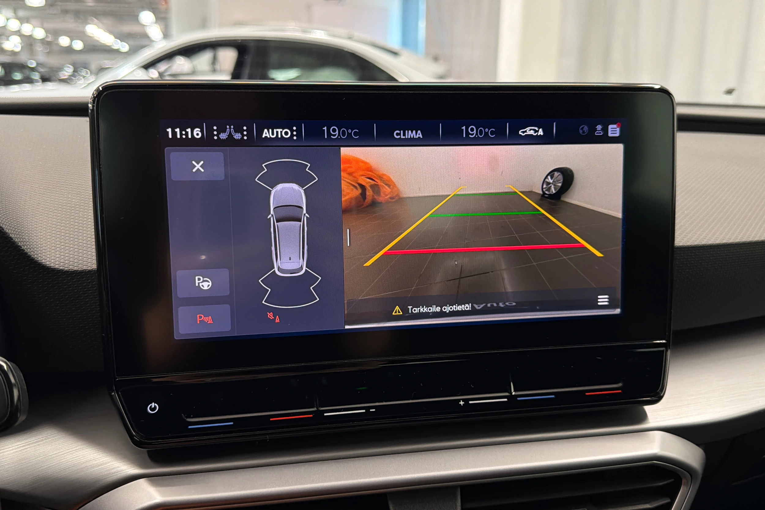 musta SEAT Leon Sportstourer 2022 kuva 32.