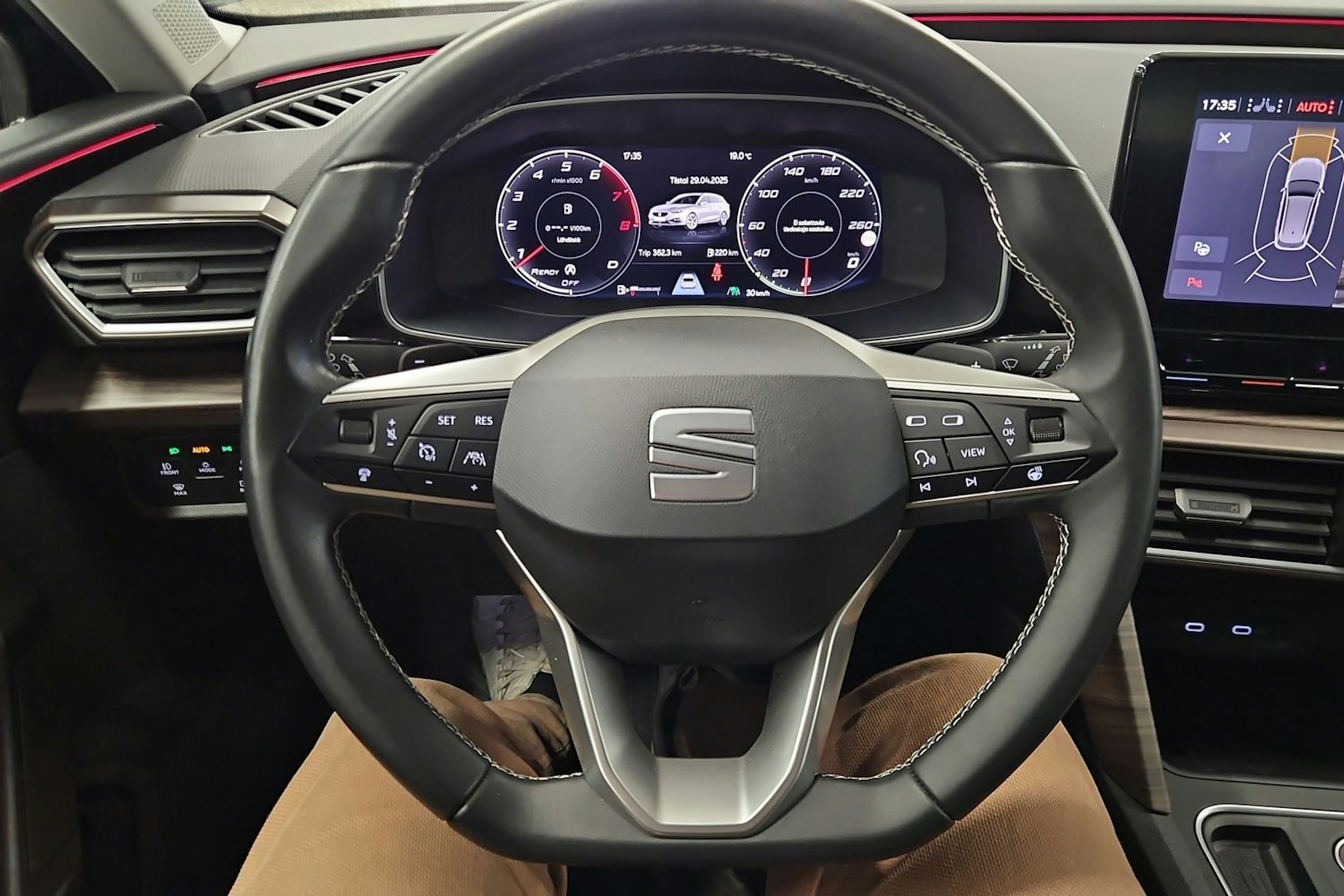 Harmaa SEAT LEON SPORTSTOURER 2022 kuva 14.