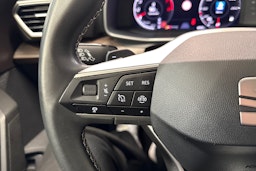 met. harmaa SEAT Leon Sportstourer 2022 kuva 16.