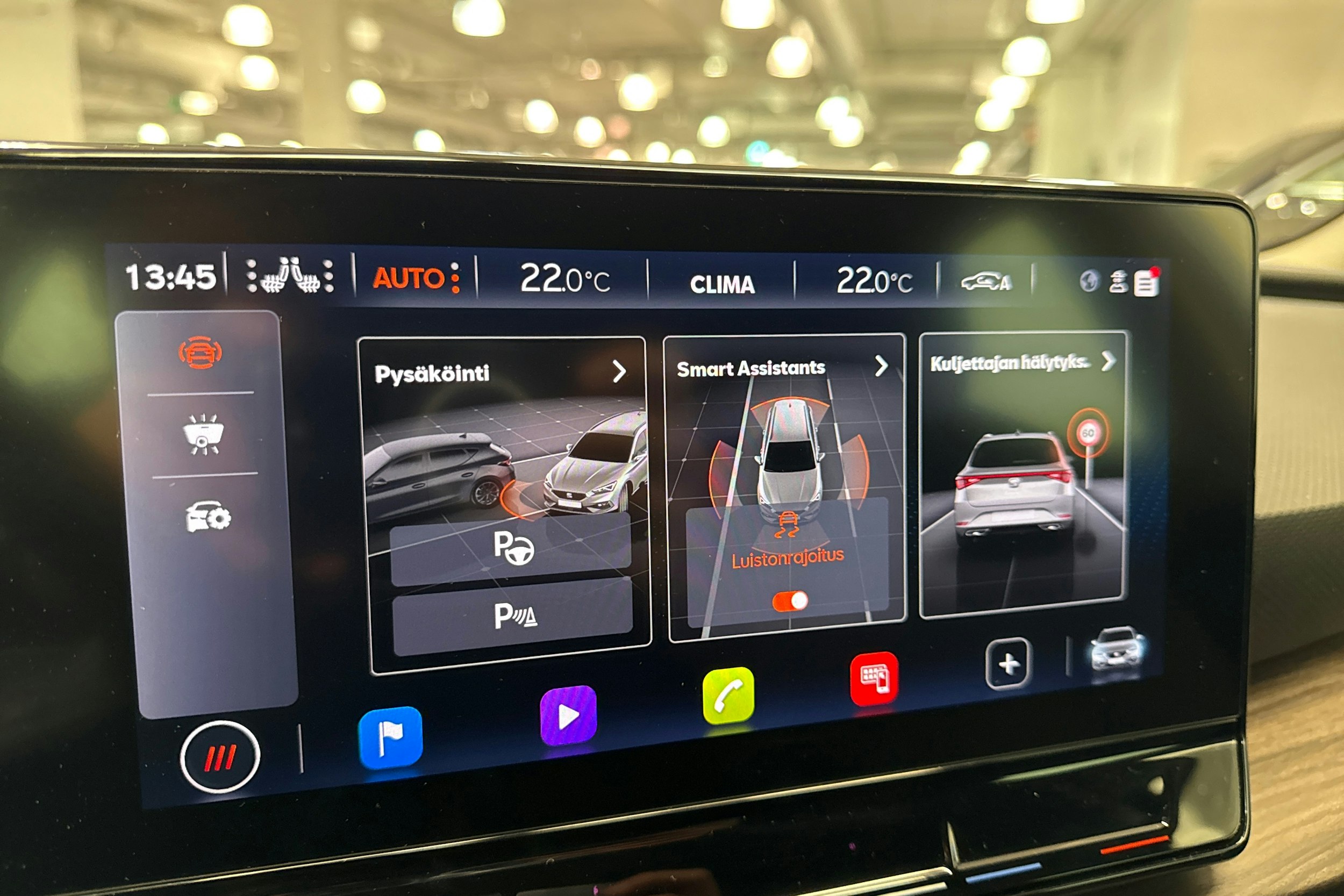 met. harmaa SEAT Leon Sportstourer 2022 kuva 21.