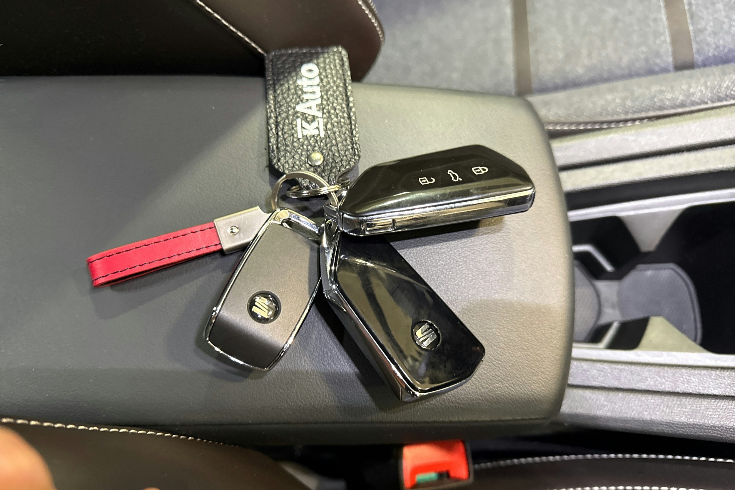 met. harmaa SEAT Leon Sportstourer 2022 kuva 24.