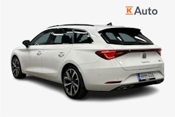 valkoinen SEAT Leon Sportstourer 2022 kuva 2.