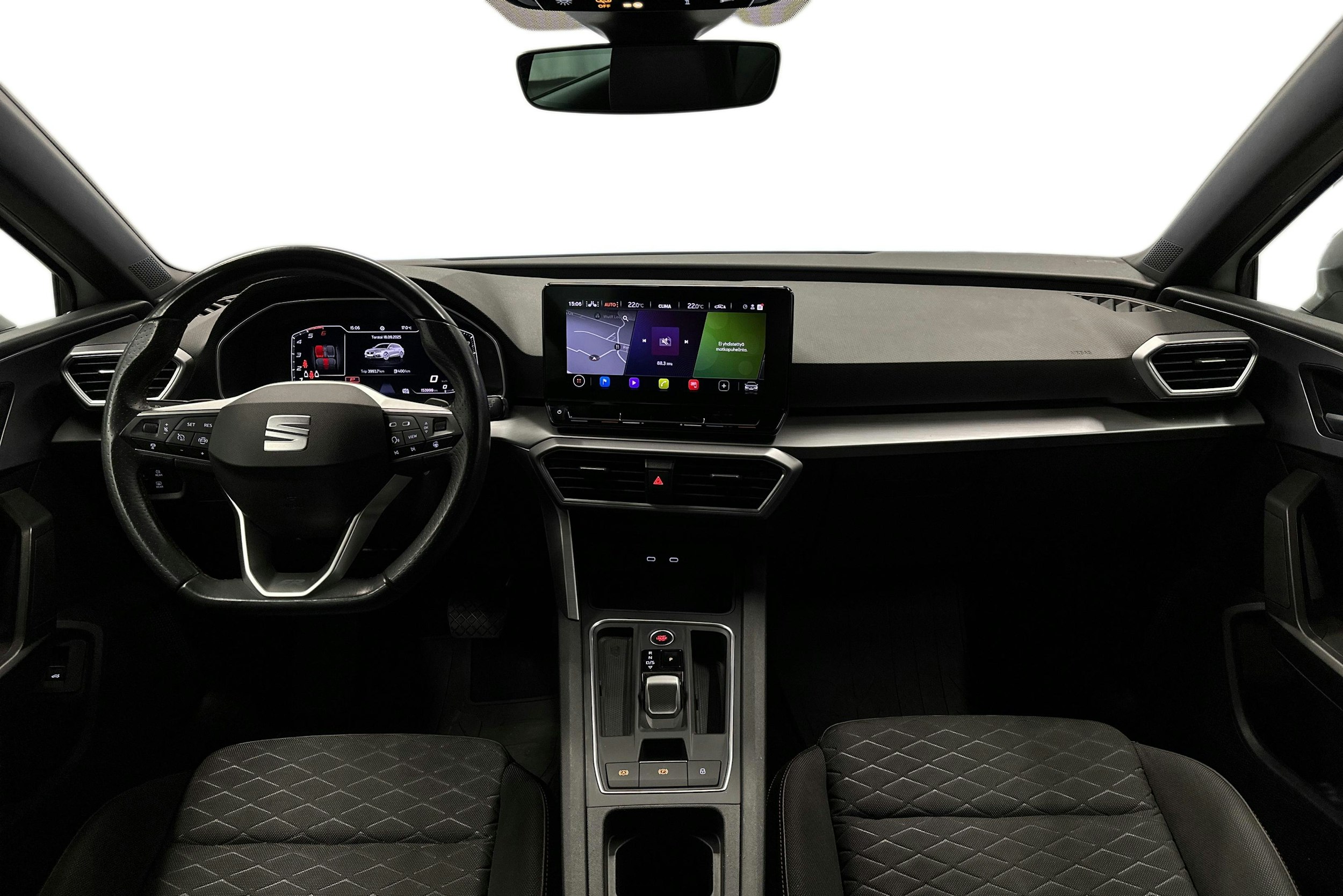valkoinen SEAT Leon Sportstourer 2022 kuva 9.