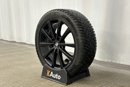valkoinen SEAT Leon Sportstourer 2022 kuva 13.