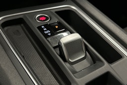 valkoinen SEAT Leon Sportstourer 2022 kuva 31.
