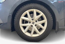 harmaa SEAT Leon Sportstourer 2022 kuva 9.