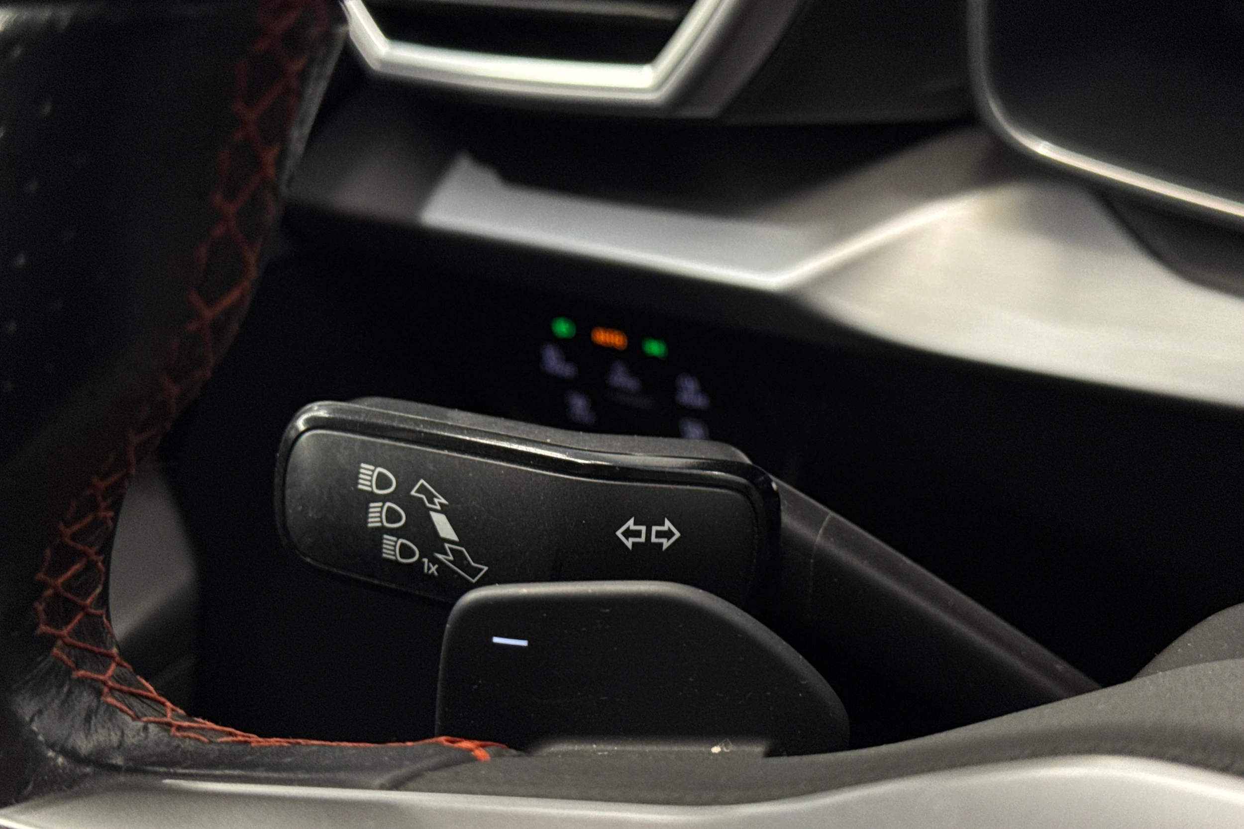 harmaa SEAT Leon Sportstourer 2022 kuva 15.