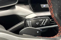 harmaa SEAT Leon Sportstourer 2022 kuva 16.