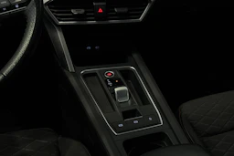 harmaa SEAT Leon Sportstourer 2022 kuva 22.