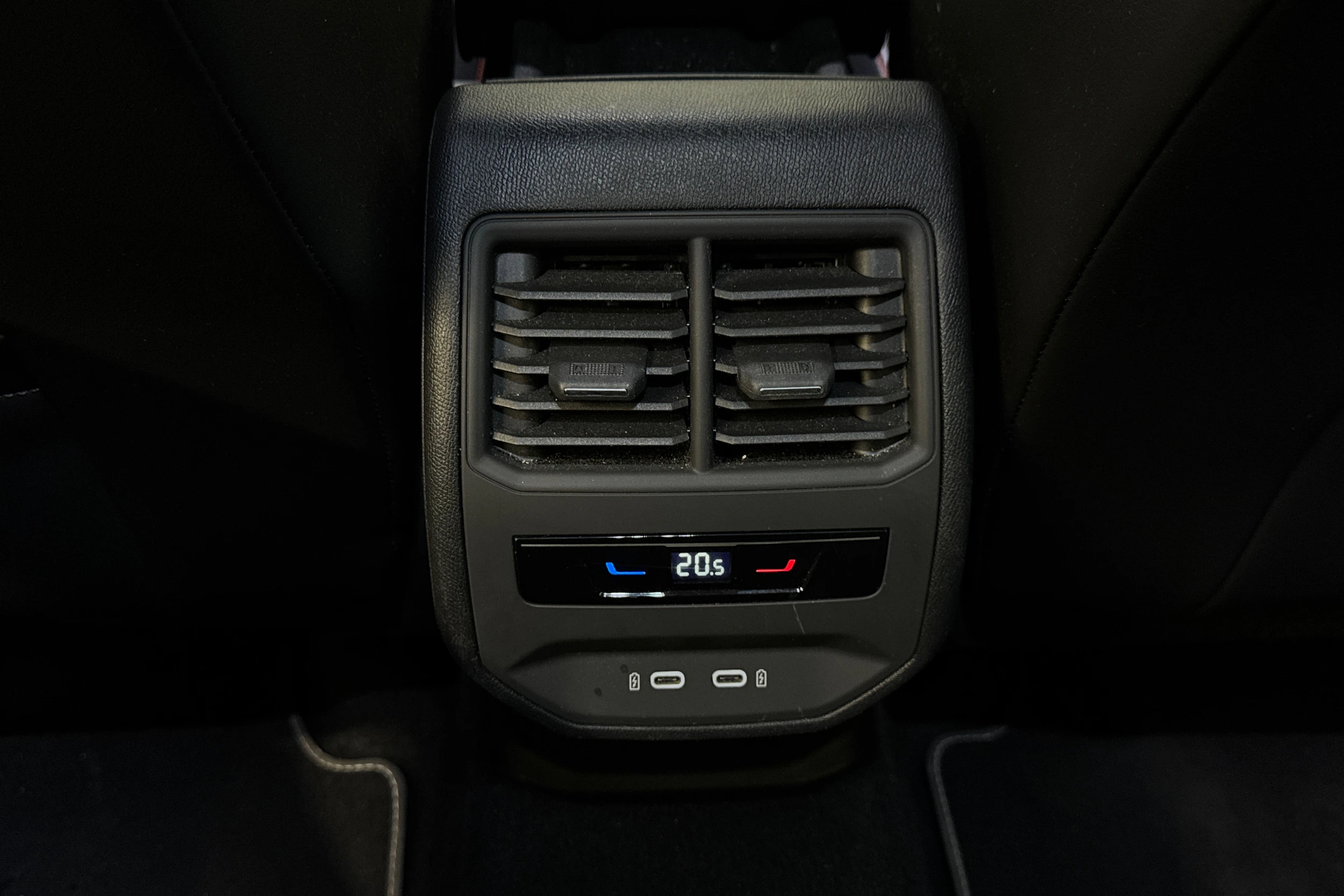 harmaa SEAT Leon Sportstourer 2022 kuva 25.