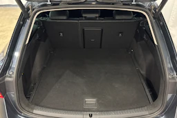 harmaa SEAT Leon Sportstourer 2022 kuva 27.