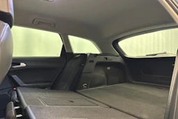 harmaa SEAT Leon Sportstourer 2022 kuva 30.