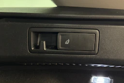 harmaa SEAT Leon Sportstourer 2022 kuva 32.