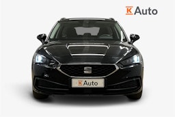 musta SEAT Leon Sportstourer 2023 kuva 5.