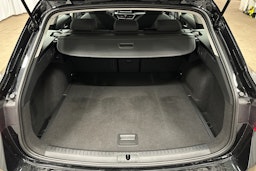 musta SEAT Leon Sportstourer 2023 kuva 14.