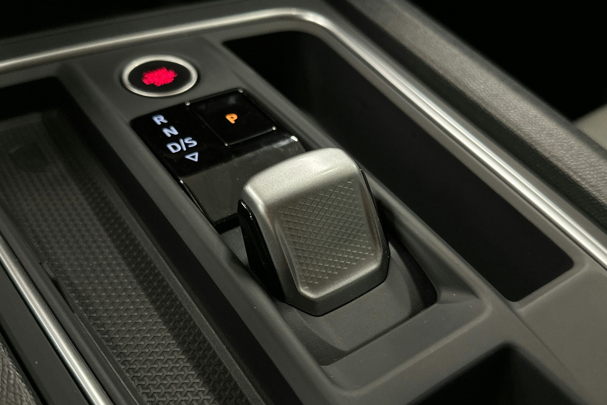 musta SEAT Leon Sportstourer 2023 kuva 23.