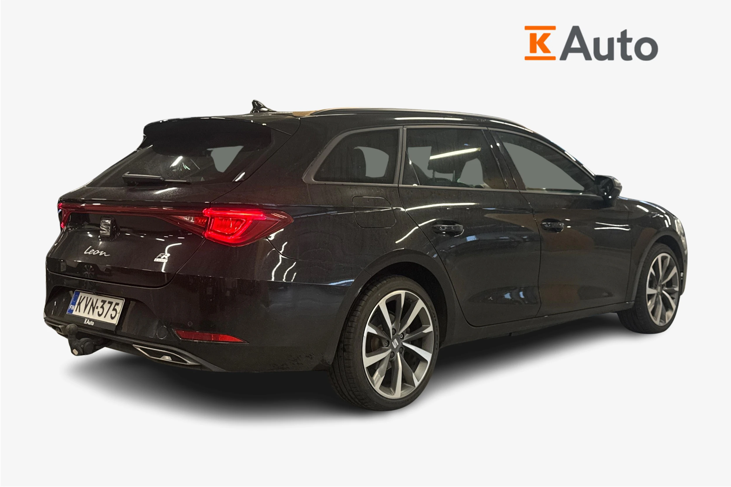 musta SEAT Leon Sportstourer 2024 kuva 2.