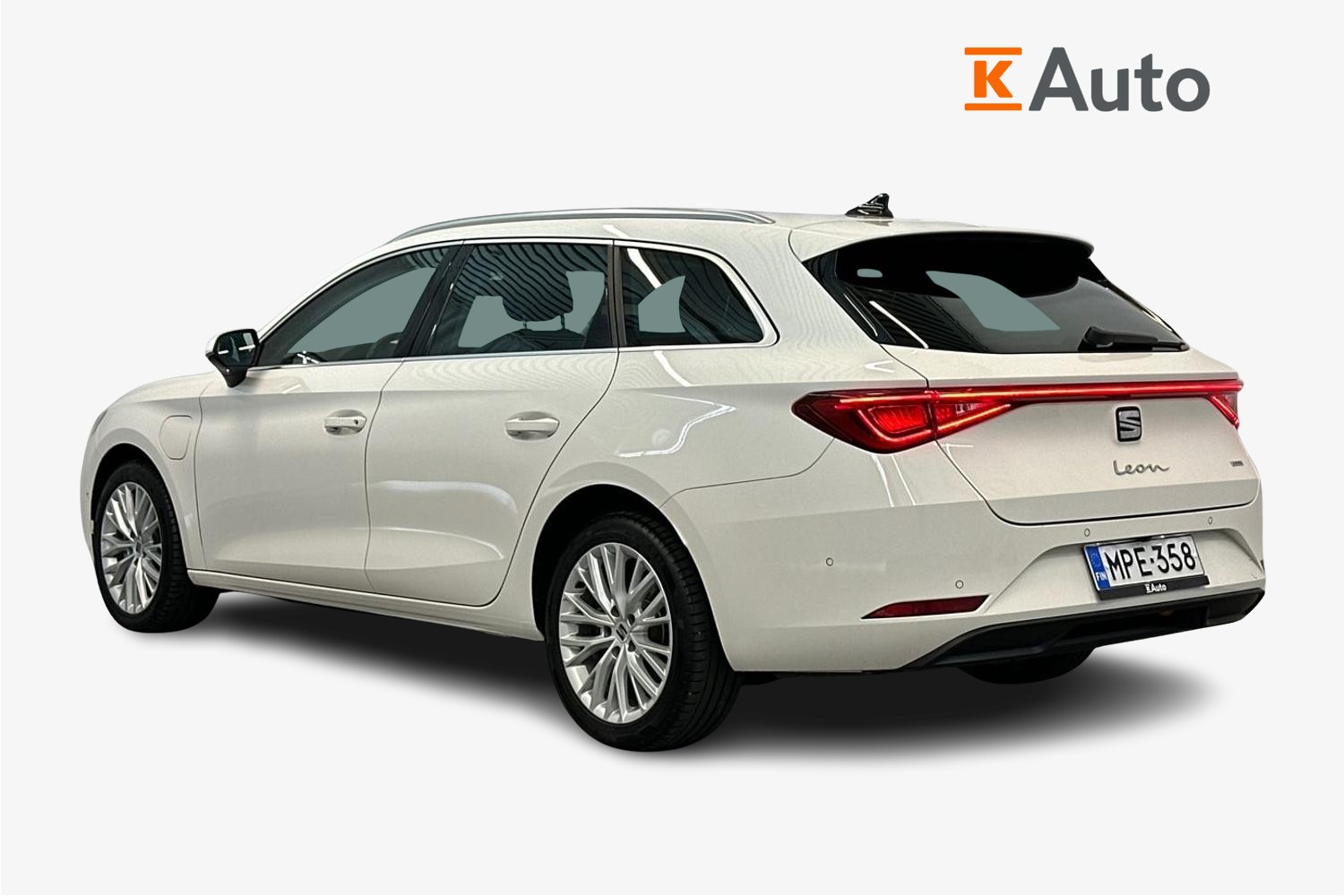 Seat Leon Sportstourer 2023, kuva 2/27