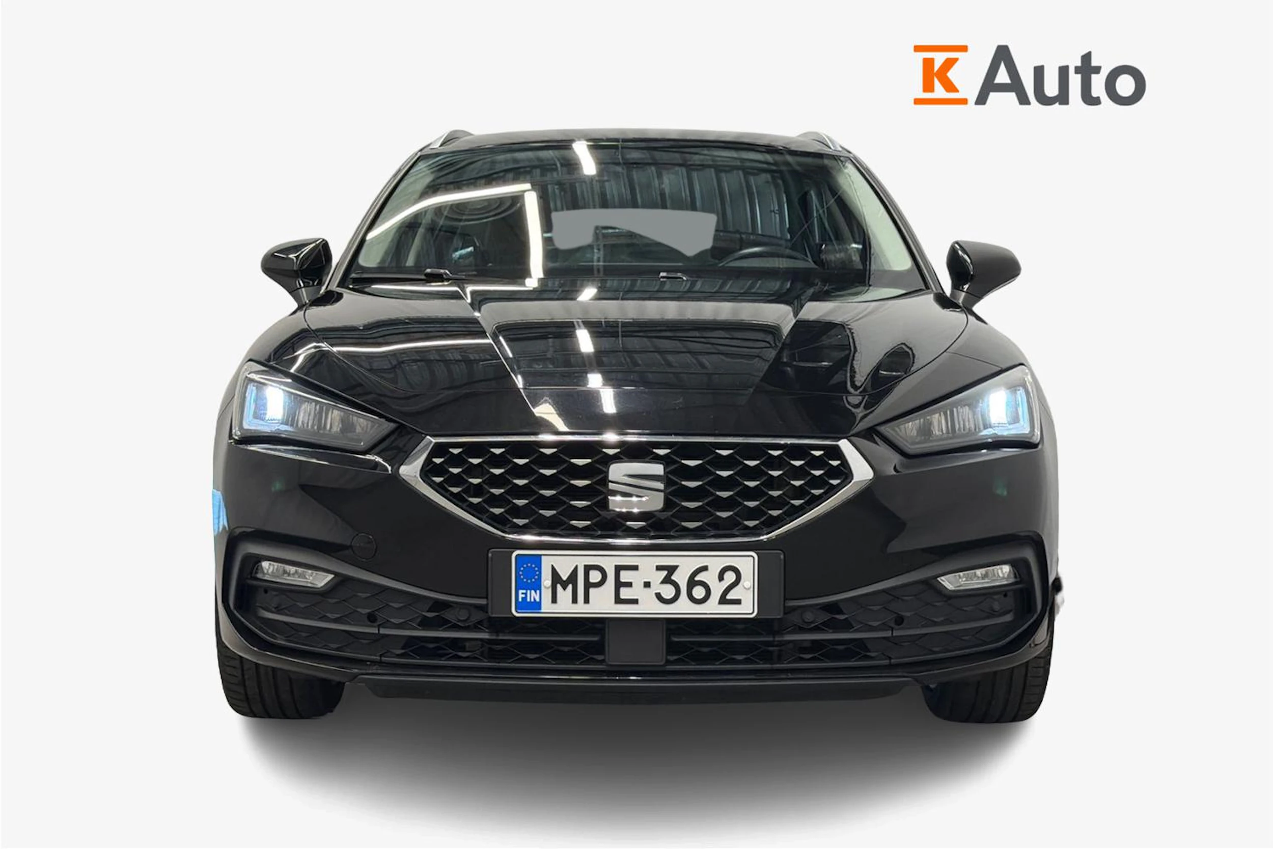 musta SEAT Leon Sportstourer 2023 kuva 4.