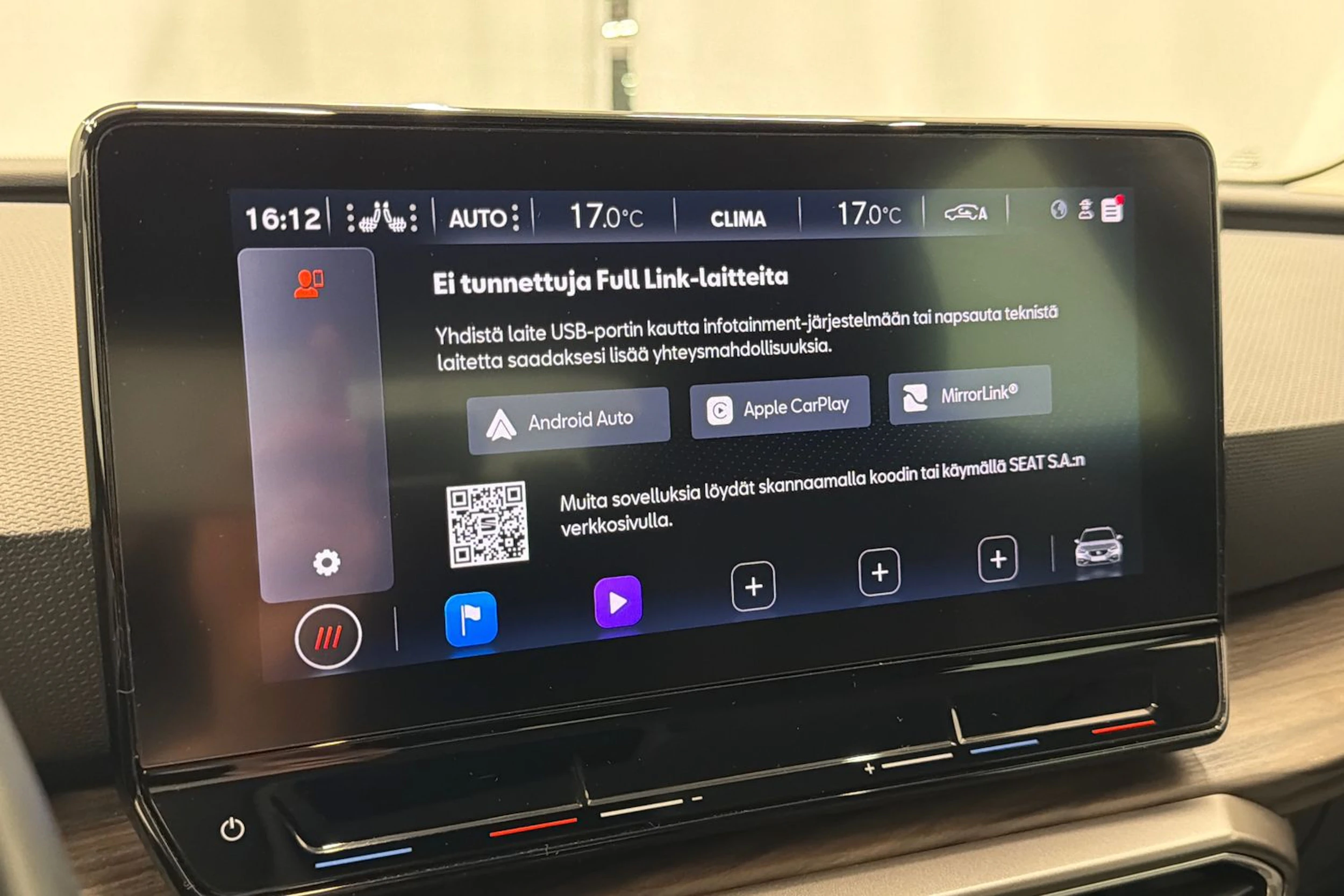 musta SEAT Leon Sportstourer 2023 kuva 18.