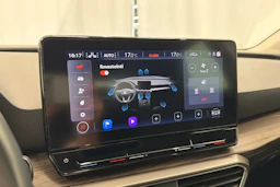 musta SEAT Leon Sportstourer 2023 kuva 25.