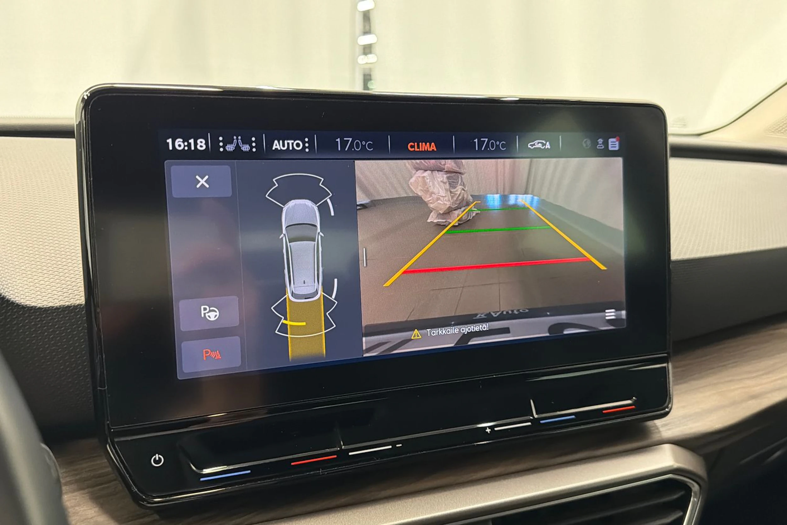 musta SEAT Leon Sportstourer 2023 kuva 26.