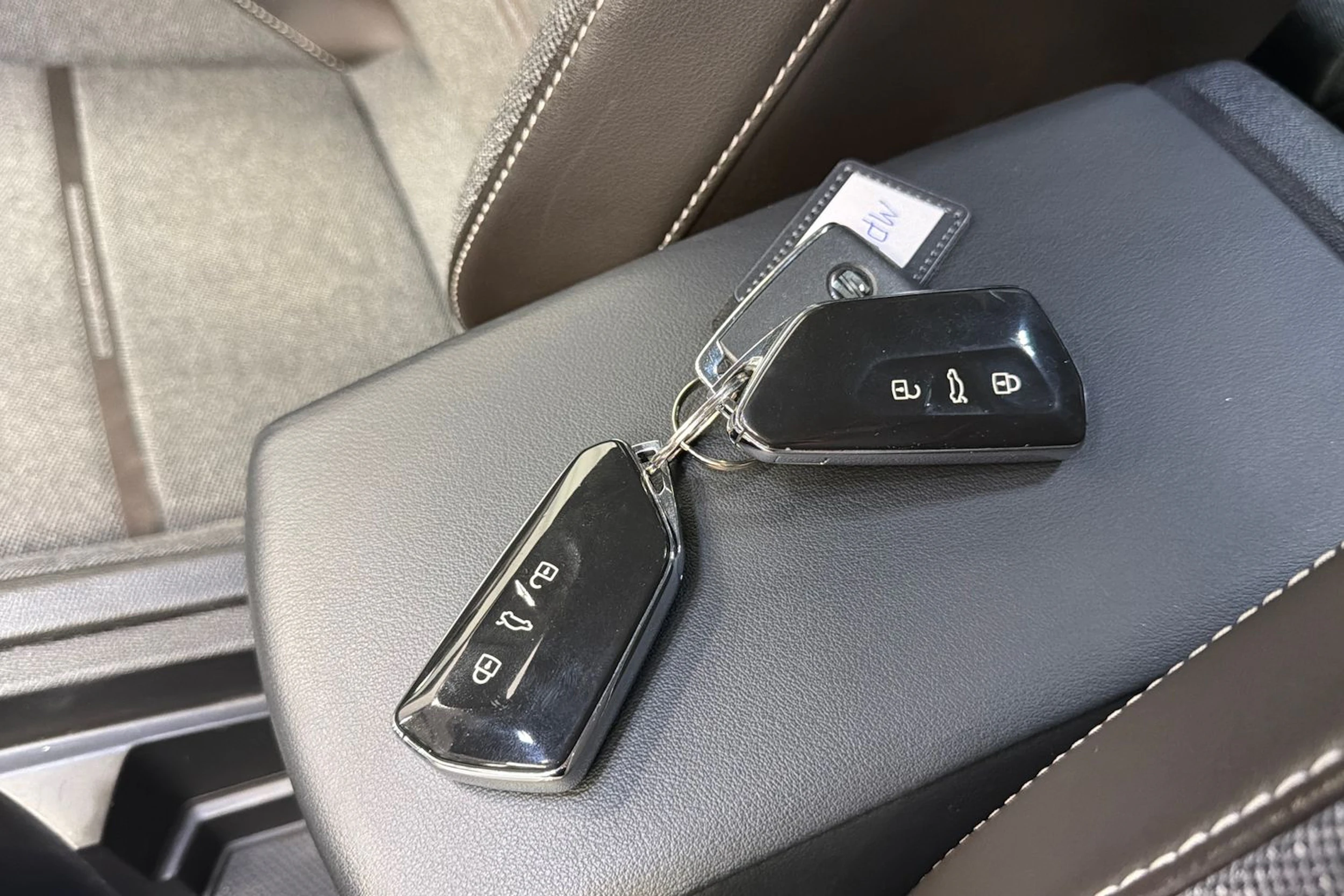 musta SEAT Leon Sportstourer 2023 kuva 30.