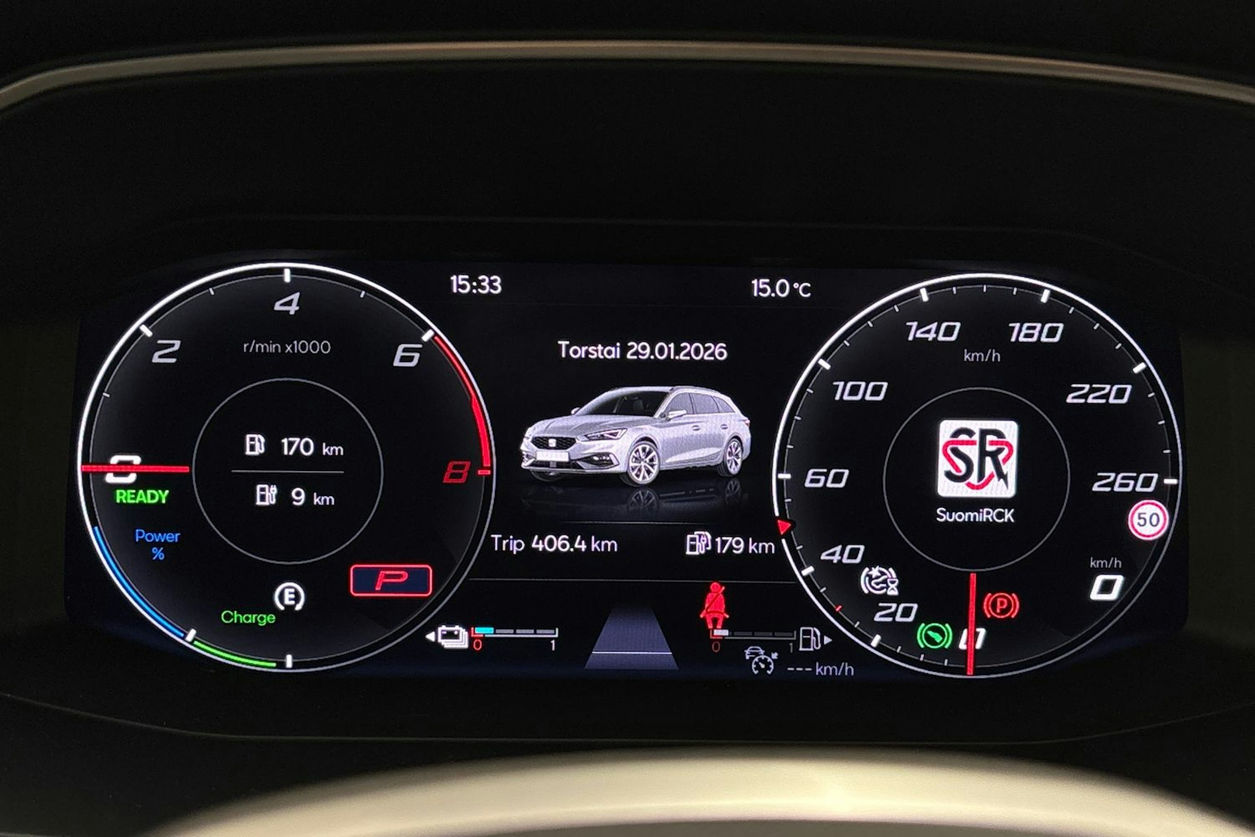 punainen SEAT Leon Sportstourer 2023 kuva 18.