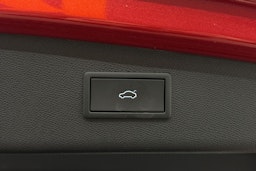 punainen SEAT Leon Sportstourer 2023 kuva 27.