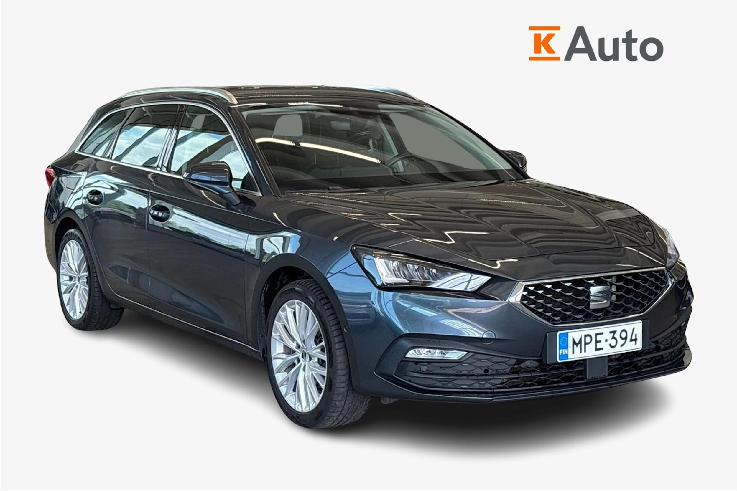 harmaa SEAT Leon Sportstourer 2023 kuva 1.