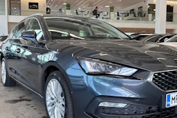 harmaa SEAT Leon Sportstourer 2023 kuva 4.