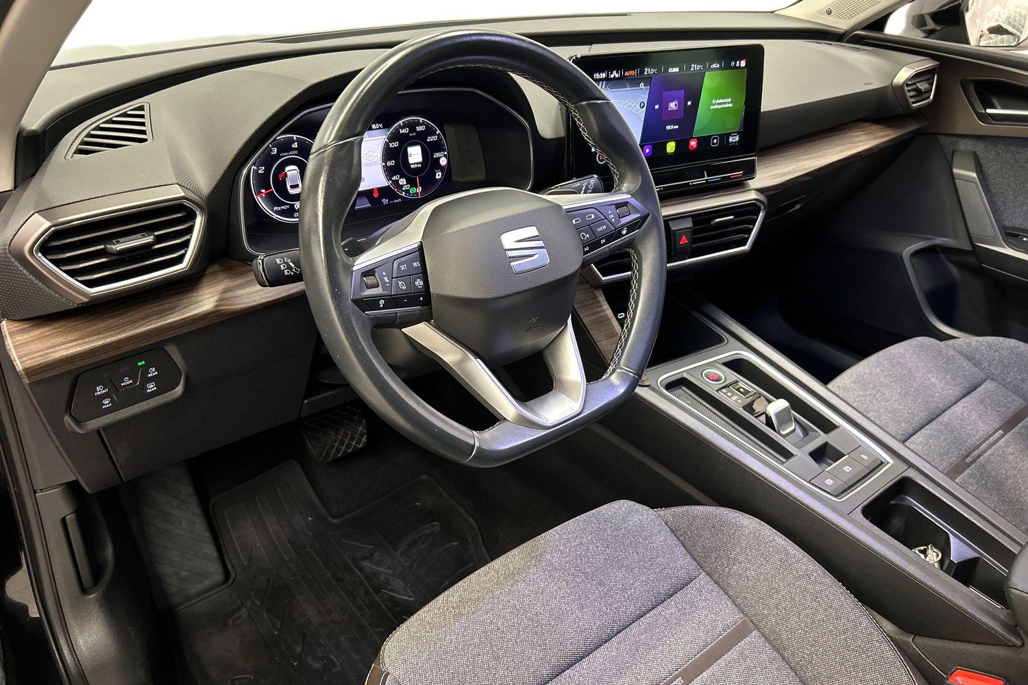 Seat Leon Sportstourer 2023, photo 6/26