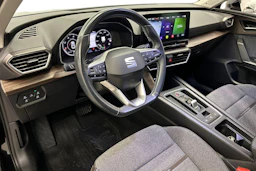 musta SEAT Leon Sportstourer 2023 kuva 6.