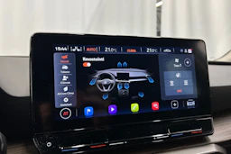 musta SEAT Leon Sportstourer 2023 kuva 22.