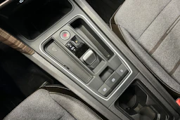 musta SEAT Leon Sportstourer 2023 kuva 26.