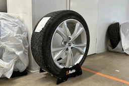punainen SEAT Leon Sportstourer 2023 kuva 10.