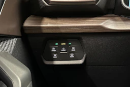 punainen SEAT Leon Sportstourer 2023 kuva 21.
