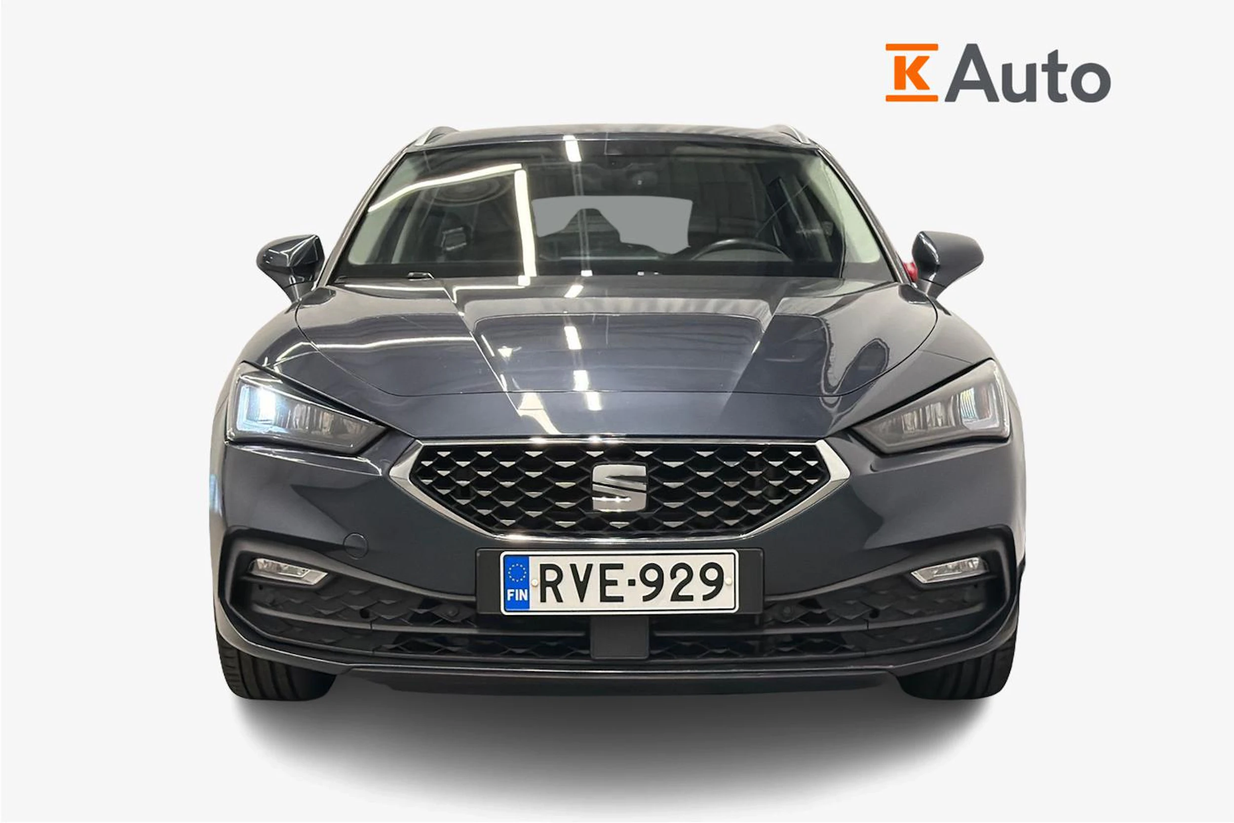 harmaa SEAT Leon Sportstourer 2023 kuva 4.