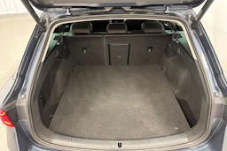 harmaa SEAT Leon Sportstourer 2023 kuva 13.