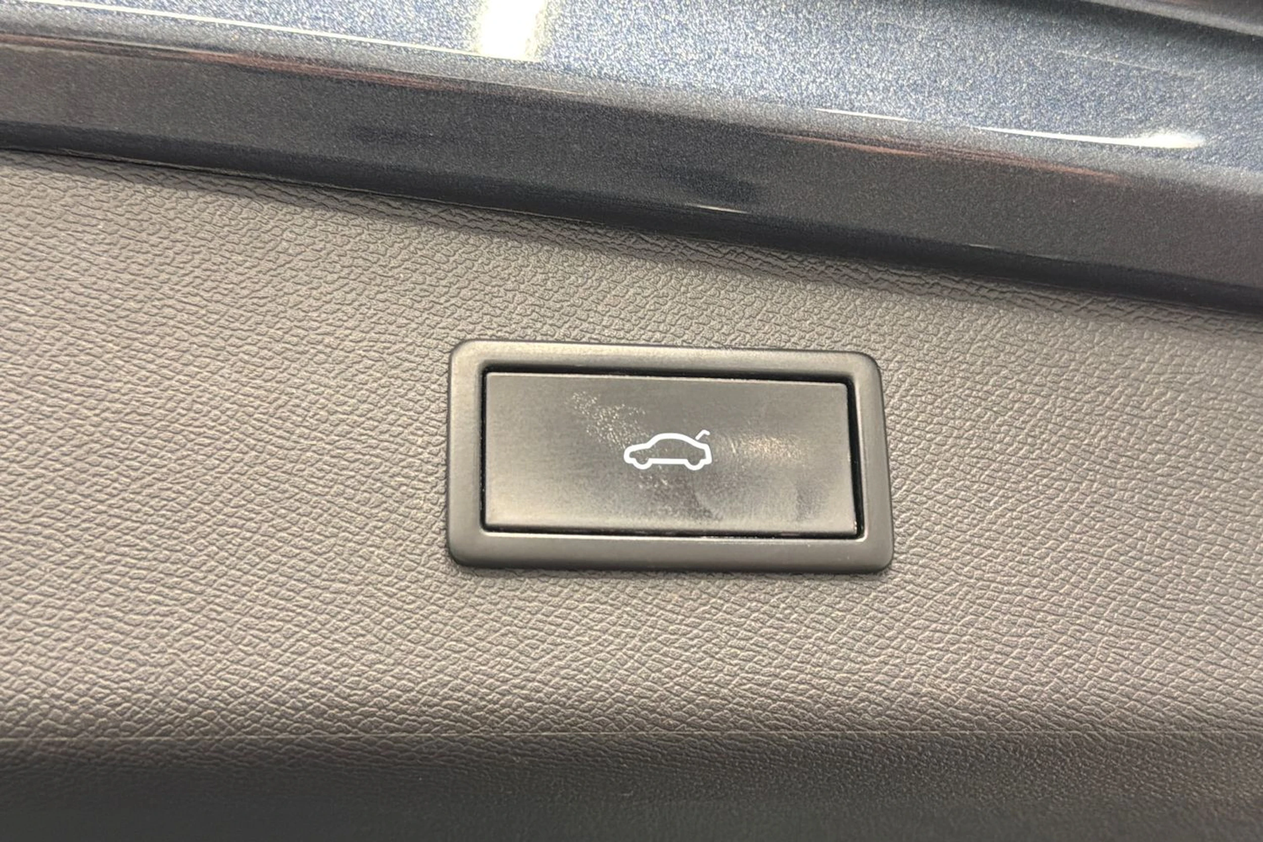 harmaa SEAT Leon Sportstourer 2023 kuva 14.
