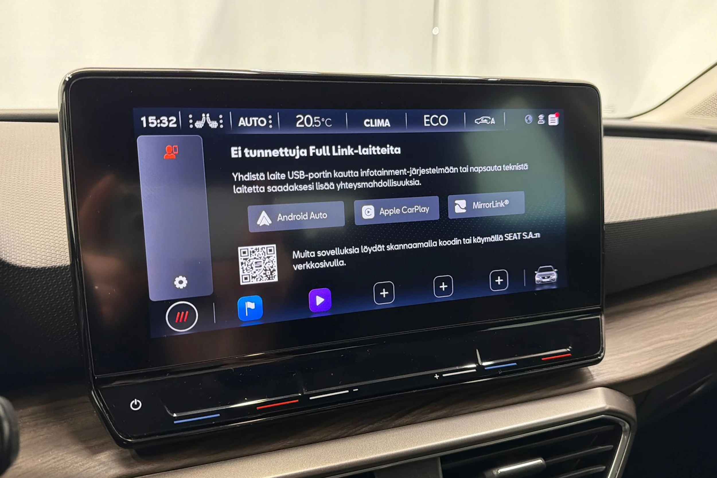 harmaa SEAT Leon Sportstourer 2023 kuva 20.