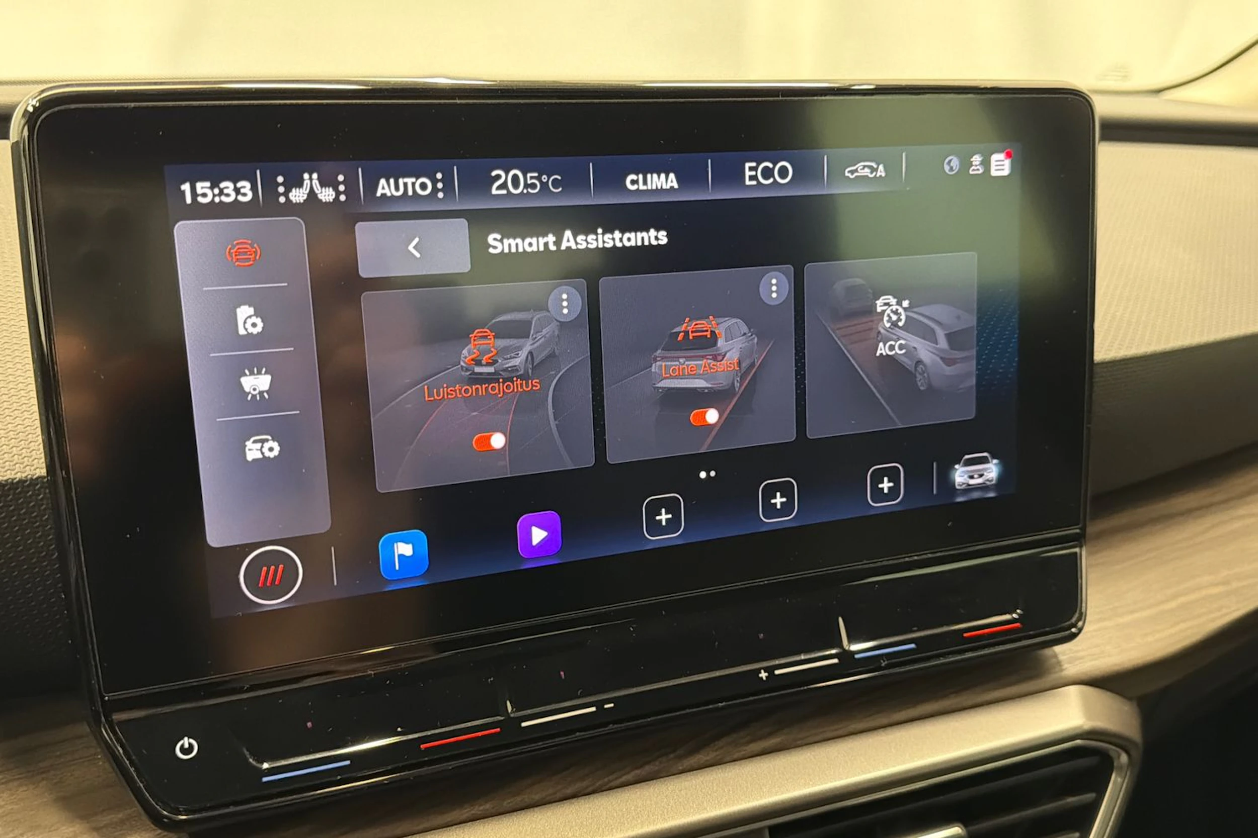 harmaa SEAT Leon Sportstourer 2023 kuva 22.