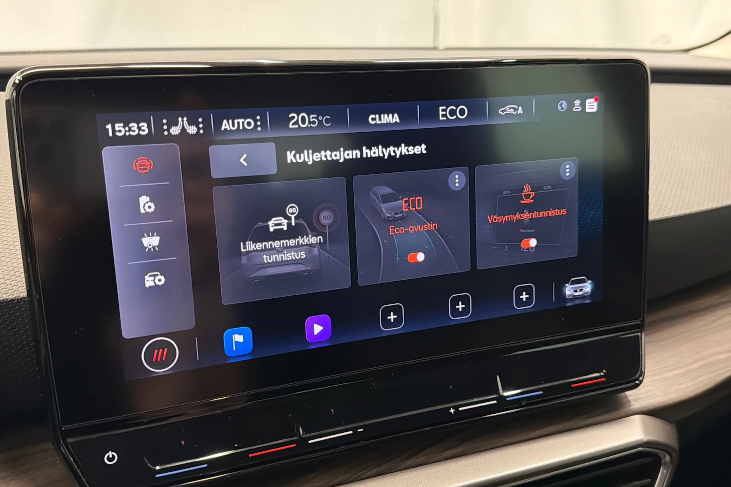 harmaa SEAT Leon Sportstourer 2023 kuva 23.